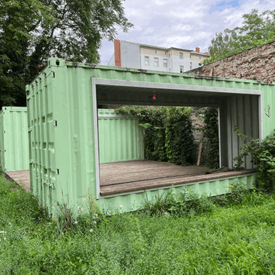 gruenes-klassenzimmer-container-1