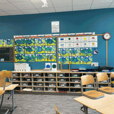Nehring-Grundschule Neubau Klassenraum Wand