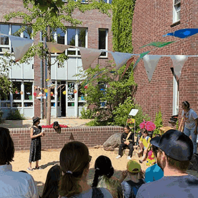 Nehring-Grundschule Spielehof Spiele
